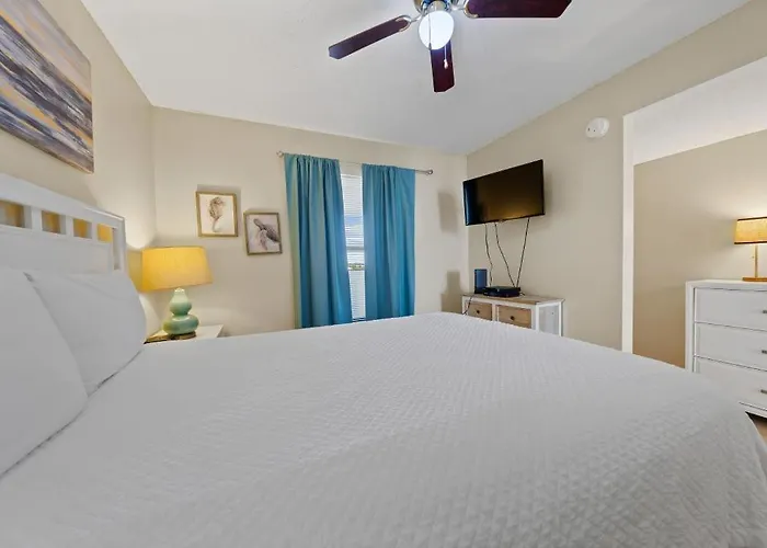 Apartment Island Winds 376 By Youngs Suncoast