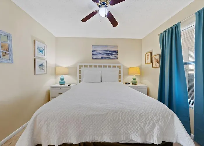 Island Winds 376 By Youngs Suncoast