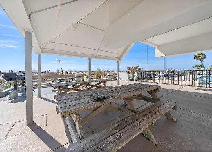 Island Winds 376 By Youngs Suncoast Apartment *